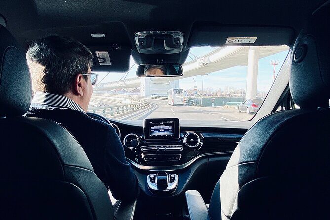 Barcelona Airport Transfer (Private): Arrival or Departure - Waiting time rules that protect your schedule