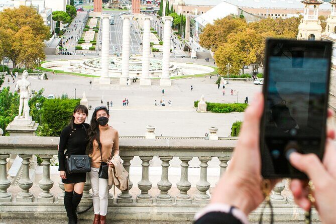 Barcelona all included: Sagrada, Park Güell, Montjuic & Gothic - Who should book this tour, and who should skip it