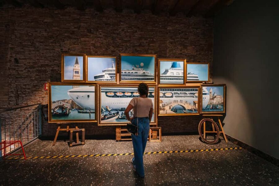 Barcelona: Banksy Museum, Permanent Exhibition Ticket - Works, Labels, and Multimedia: Getting More Meaning From the Room