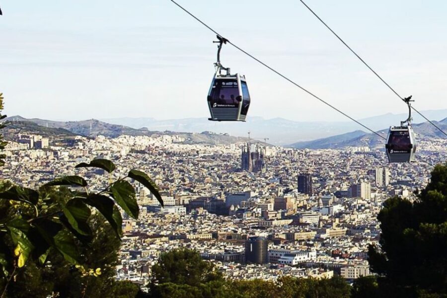 Barcelona Cable Car Sky Views, Magic Fountain & Castle Visit - From La Rambla to Boqueria: a smart Old Town warm-up