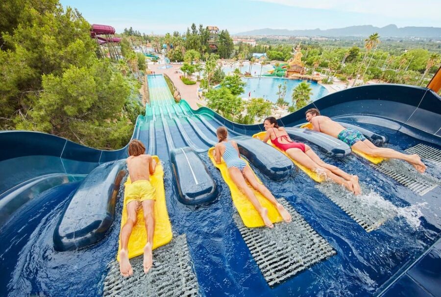 Barcelona: Caribe Aquatic Park Full-Day Ticket with Transfer - Timing and Group Logistics: The 11-Hour Reality