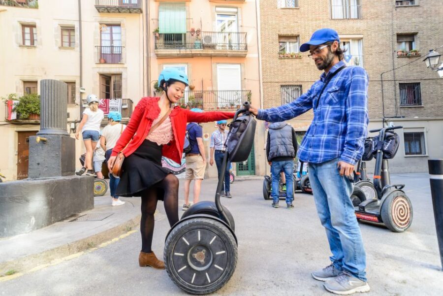 Barcelona: City and Seafront Guided Segway Tour - Muralla Romana to Gothic Quarter Lanes: Where the City Starts Talking