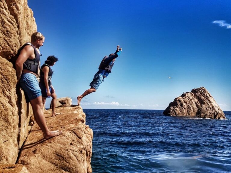 Barcelona: Costa Brava Hiking, Sea Kayaking & Lagoon Dipping - Tandem sea kayaking: technique basics and real coves