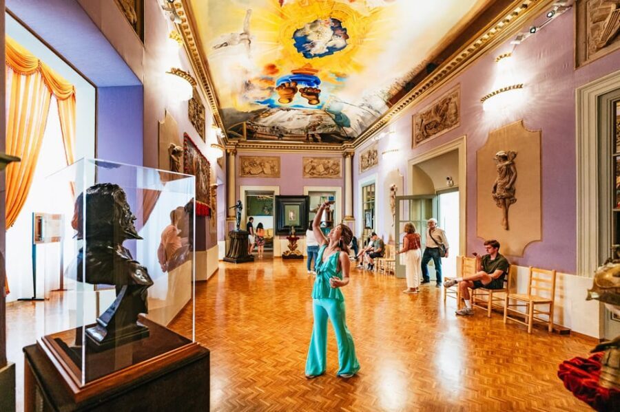 Barcelona: Dali Museum, House and Cadaques Guided Tour - Who should book this Dalí day trip (and who should be cautious)