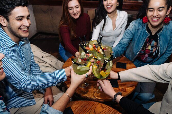 Barcelona Dark History Night Walking Tour With Drinks - A 8:00 pm night route through Gothic Quarter and El Born