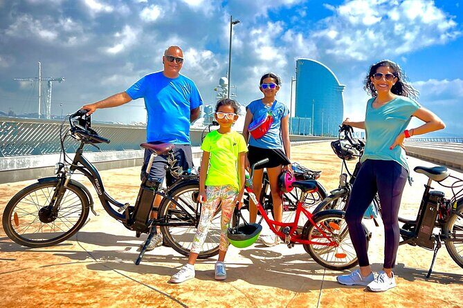 Barcelona E-Bike Photography Tour - Stop 1: Gothic Quarter (Barri Gòtic) and the Cervantes 5 start
