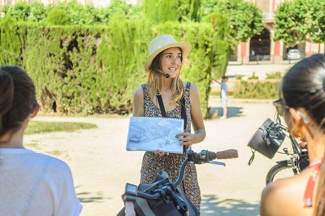 Barcelona E-Bike Small Group Tour with Tapas & Wine Tasting - El Born and La Ribera: Gothic beauty with an easy pace