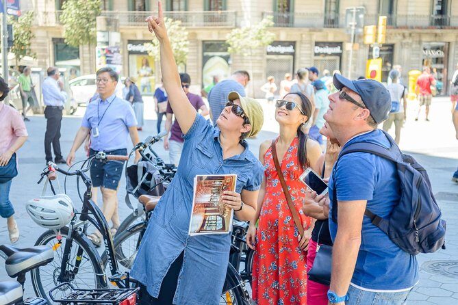 Barcelona eBike Small Group Tour with entrance to Sagrada Familia - Key highlights to look for