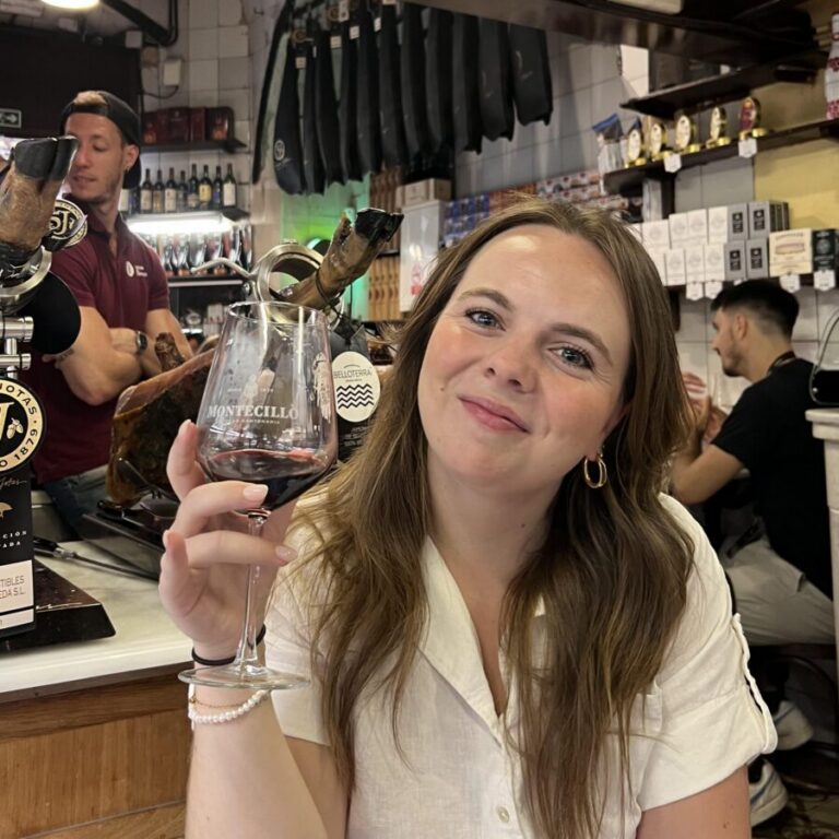 Barcelona: El Born and Gothic Quarter Wine & Tapas Bar Tour - How the Timing Feels: 135 Minutes That Don’t Drag