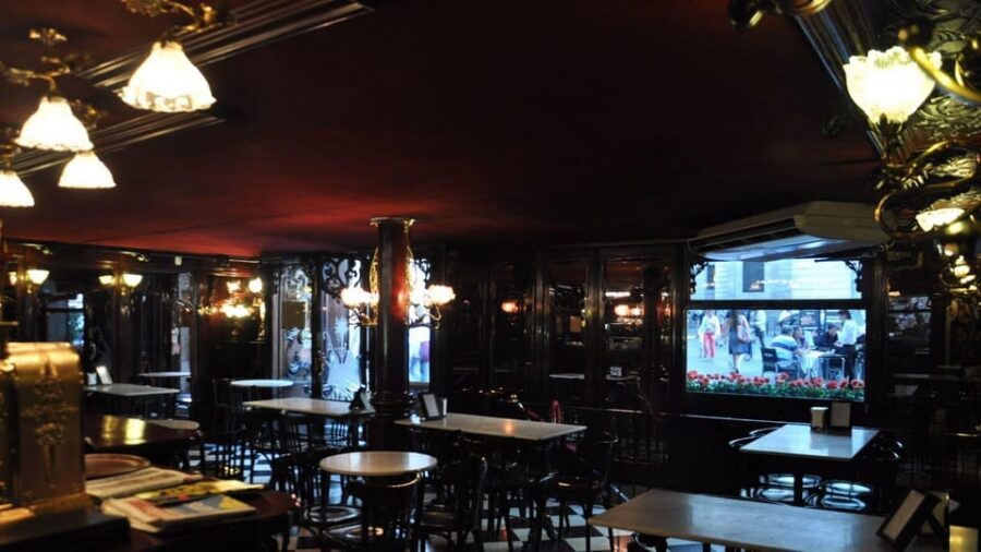 Barcelona: Exclusive Flamenco Show at El Paraigua with Drink - Who this flamenco show is best for