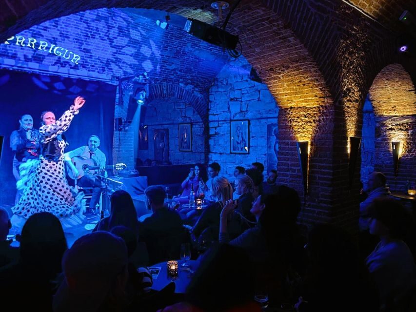 Barcelona: Exclusive Flamenco Show at El Paraigua with Drink - Quick FAQ