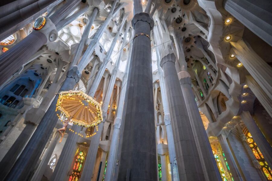 Barcelona: Exclusive Sagrada Familia Private Guided Tour - Drop-off around central Barcelona