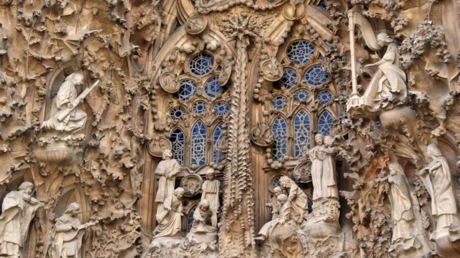 Barcelona: Exclusive Sagrada Familia Private Guided Tour - A tight 1.5-hour plan that actually works