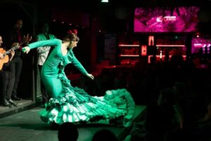 Barcelona: Flamenco Show with Drink at La Rambla - Your included drink: use it as a calm start, not a distraction