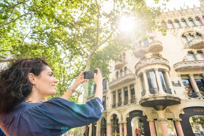 Barcelona Gaudi and Sagrada Familia Tour - La Pedrera (Casa Milà): the design mysteries and why they matter