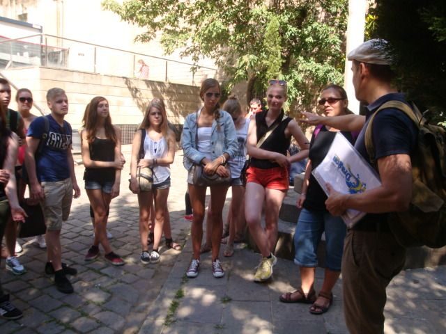 Barcelona: Gothic Quarter Walking Tour - The Bourbon Vengeance Story and an Eyebrow-Raising Finale