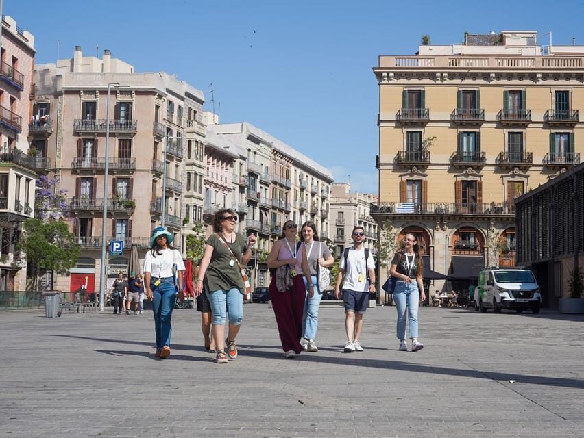 Barcelona: Gothic Quarter Walking Tour w/ Montjuïc Cable Car - How the Tour Really Feels: Pace, Waiting, and Walking Time