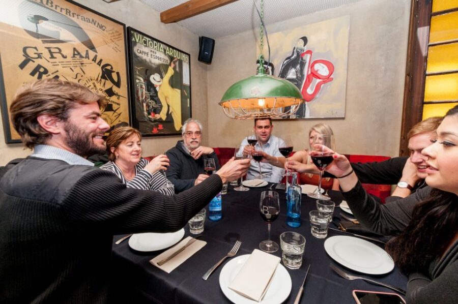 Barcelona Gourmet Food & Wine Tour with Local Expert - Practical tips so the evening goes smoothly