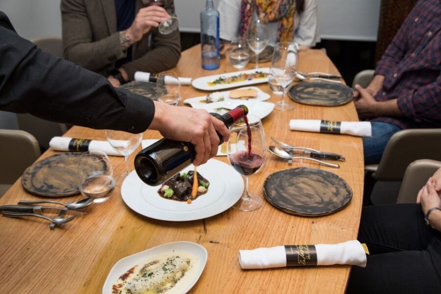 Barcelona Gourmet Food & Wine Tour with Local Expert - The guide makes it: what I’d look for in a host