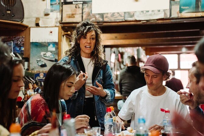 Barcelona Gracia Neighborhood Local Food & History Tour - Bar Roure Lunch: Homemade Tapas and Your Choice of Drink