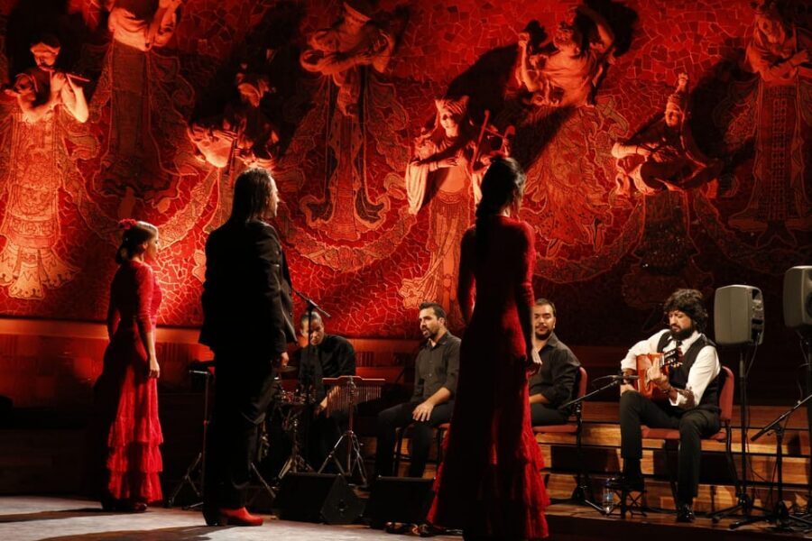 Barcelona: Gran Gala Flamenco Show Entry Ticket - The flamenco lineup: Juan Gomez Chicuelo and the artists you may hear named