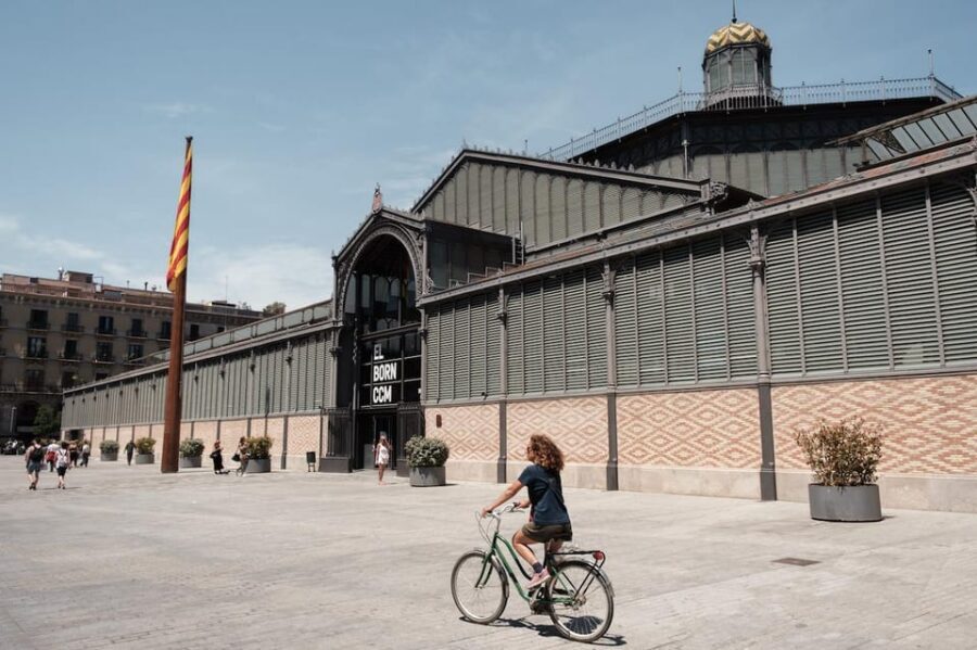 Barcelona: Guided Bike or E-Bike City Tour - Key highlights that make this tour worth your time