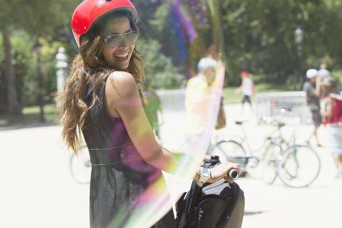 Barcelona Guided Tour by Segway - The big picture route: from Tres Xemeneies to the beach