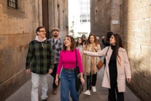 Barcelona: Guided Walking Tour of Top Sights and Hidden Gems - Finding Your Guide at Plaça Nova (Yellow Carpe Diem Sign Included)