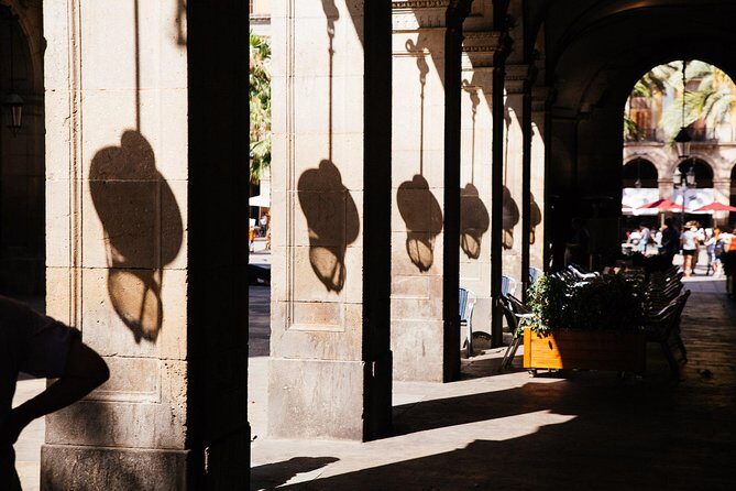 Barcelona Highlights & Hidden Gems Private Tour - Catedral de Barcelona: A Layer Cake of Faiths and Places