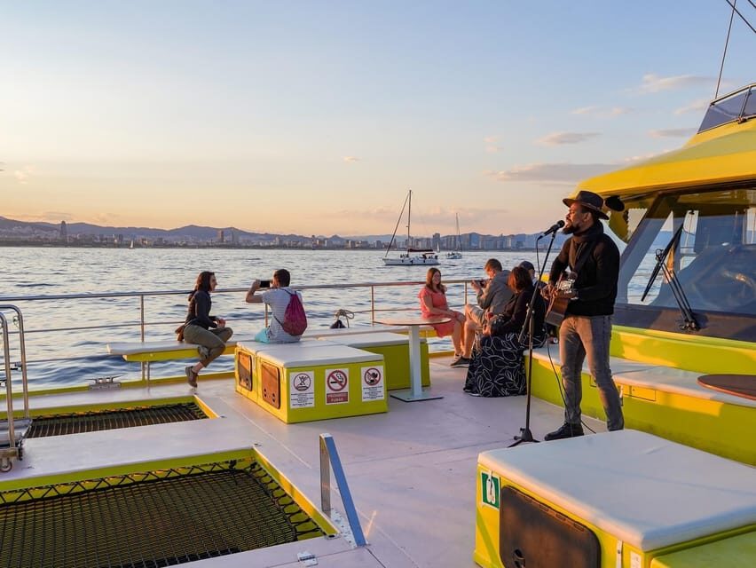 Barcelona: Hop-On Hop-Off Bus with Sailing Cruise - Should You Book This Barcelona Hop-On Hop-Off Bus and Sailing Cruise?