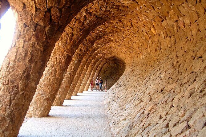 Barcelona in 1 Day: Sagrada Familia, Park Guell,Old Town & Pickup - When pace and transport matter (and how to handle the small chaos)