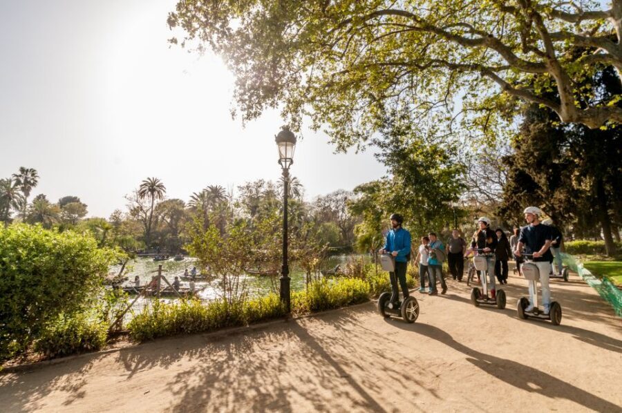 Barcelona Insiders Segway Tour 1.5h - Passeig de Lluís Companys to La Ciutadella Parc
