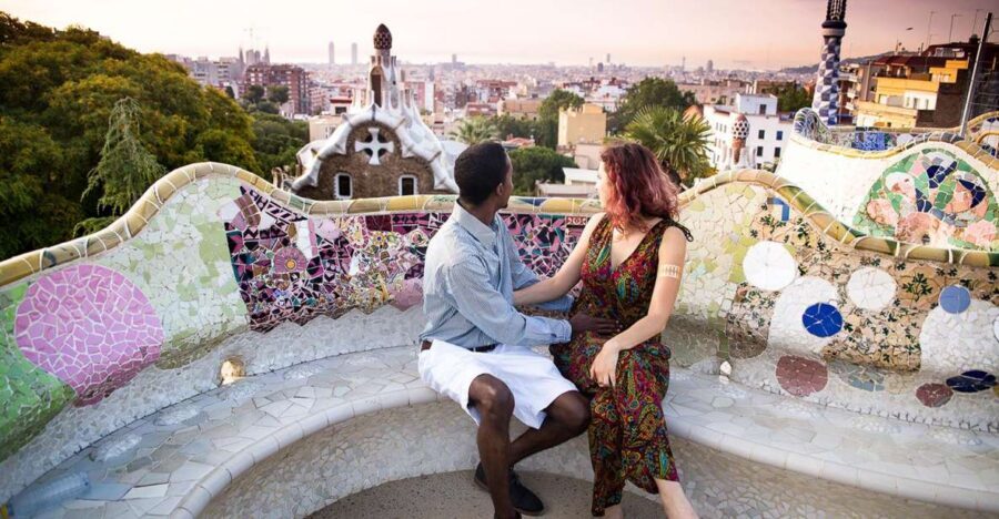 Barcelona: Instagram Tour of the Most Scenic Spots - Picking the right length: 2 hours vs 4 hours with Park Güell