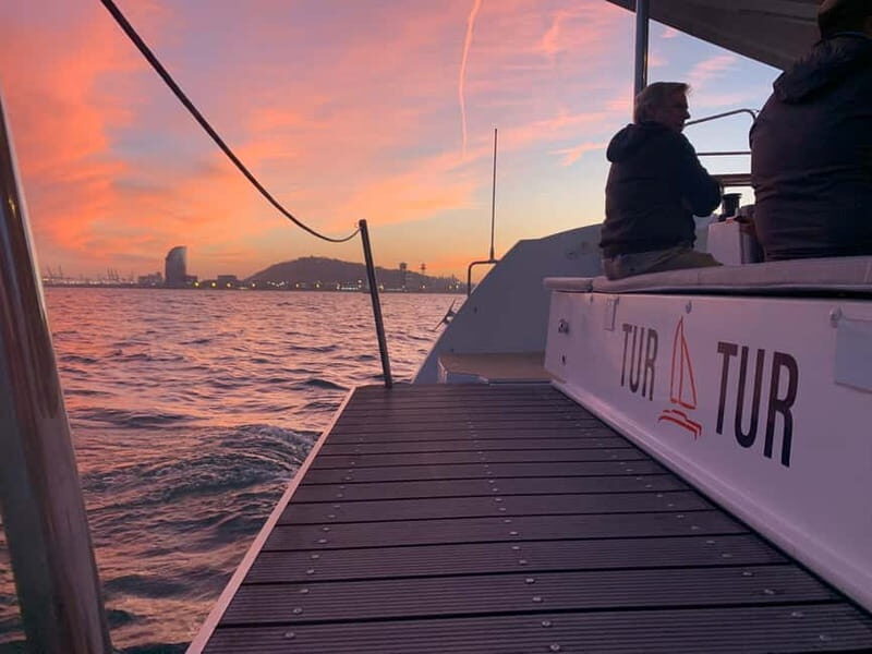 Barcelona: Luxury Catamaran Sunset Cruise - Meeting at Port Olímpic: how to avoid the most common hassle