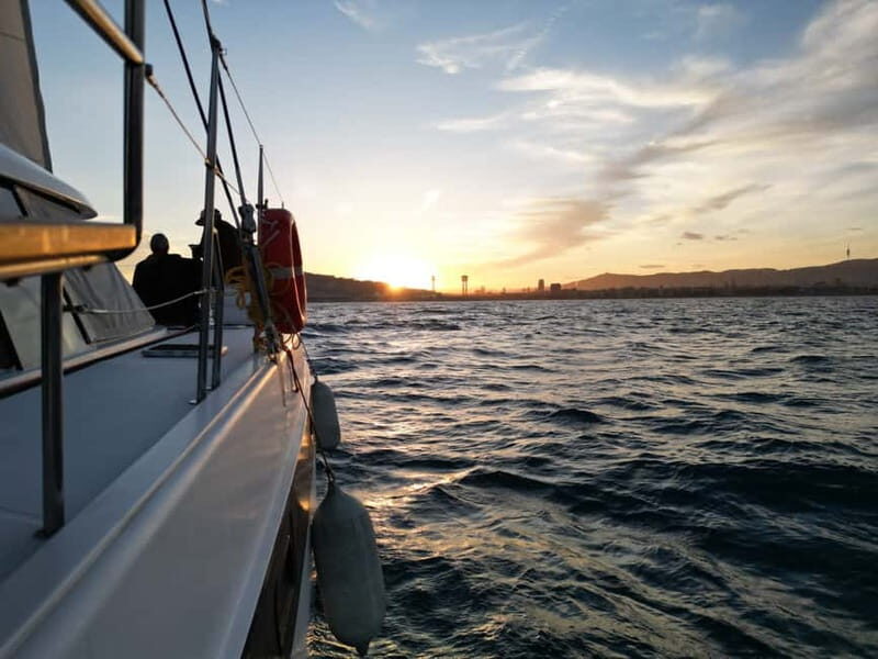 Barcelona: Luxury Catamaran Sunset Cruise - Cold-evening reality: blankets and staying comfortable