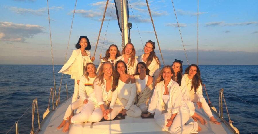 Barcelona: Luxury Private Yacht Daytime Cruise - Key points before you go