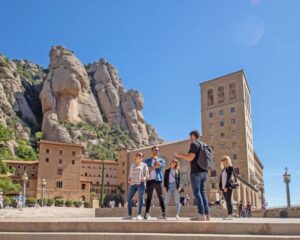 Barcelona: Montserrat, Girona & Costa Brava Guided Day Trip - Montserrat Monastery: Black Madonna access and the mountain’s dramatic shape