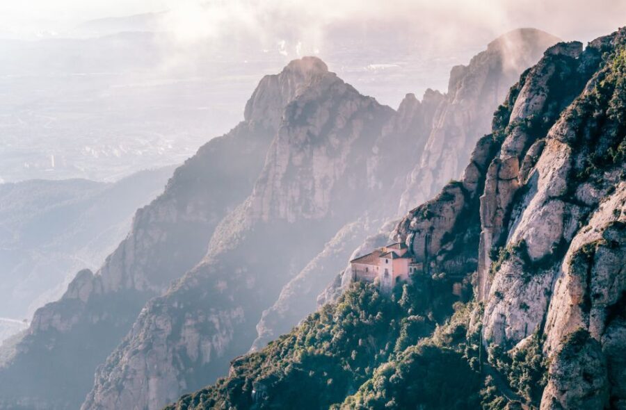 Barcelona: Montserrat Tour with Lunch & Wine Tasting Option - Key reasons this Montserrat tour works