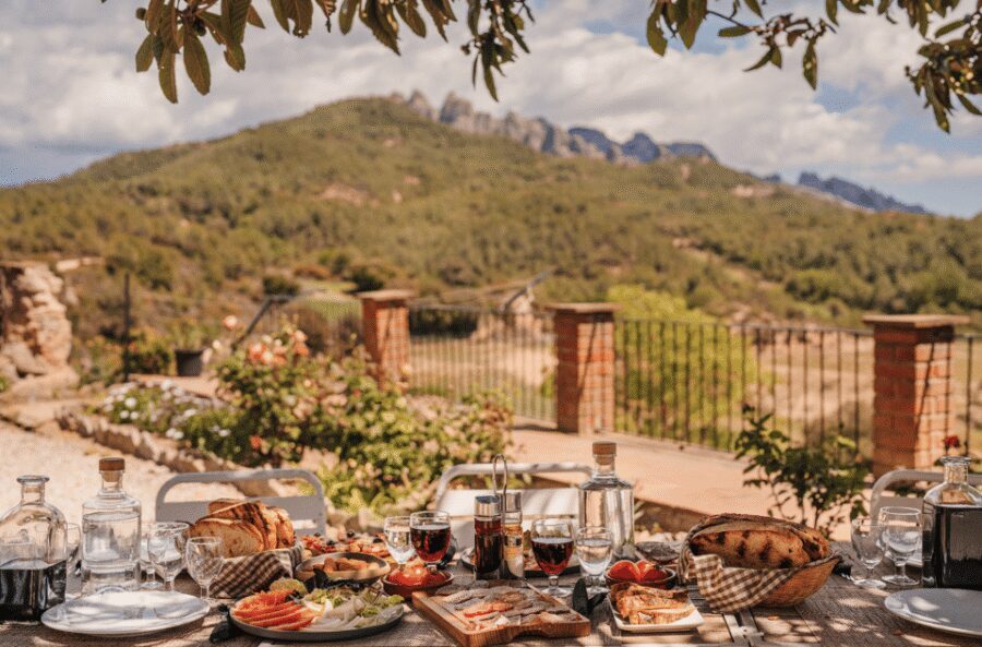 Barcelona: Montserrat Visit & Lunch at Farmhouse Small Group - Key Highlights You’ll Care About