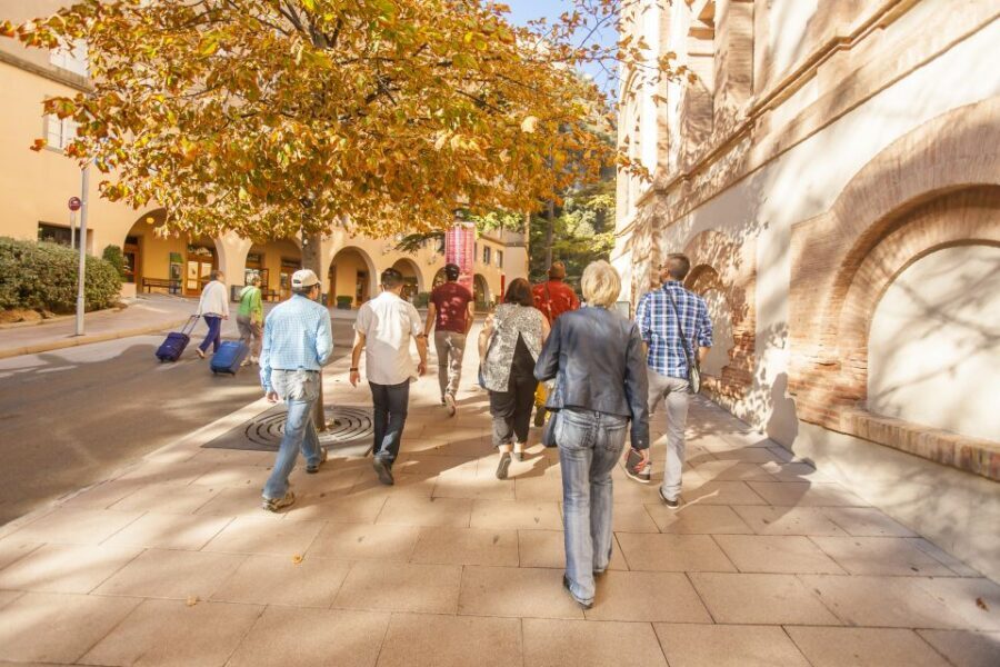 Barcelona: Montserrat with Winery Visit and Farmhouse Lunch - Montserrat: Why This Mountain Trip Works So Well