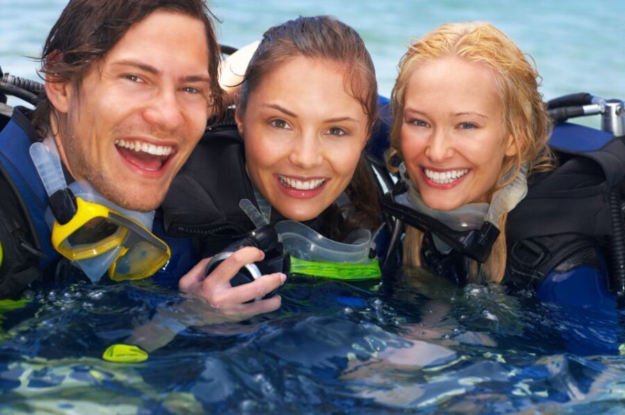 Barcelona: PADI Discover Scuba Diving - Getting Comfortable: The 2-Hour PADI Scuba Intro in Barcelona