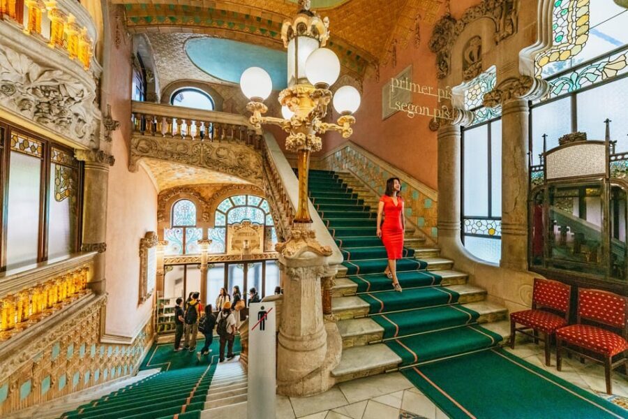 Barcelona: Palau de la Música Guided Tour - Where you’ll meet and how to get there near Plaza Catalunya