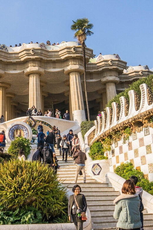 Barcelona: Park Güell Guided Tour - UNESCO and the urban project story you can actually use