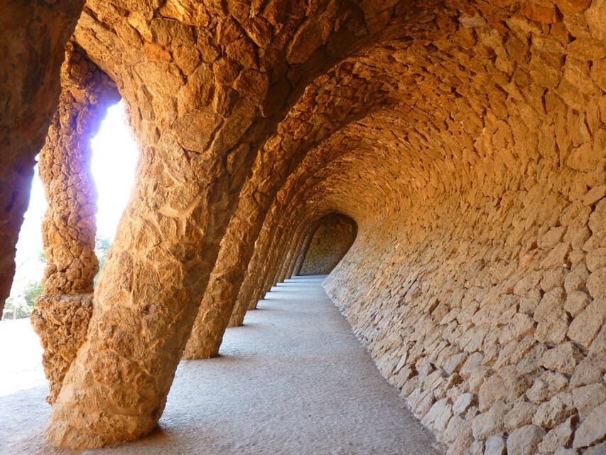 Barcelona: Park Güell Guided Tour - Practical tips for a smoother Park Güell hour