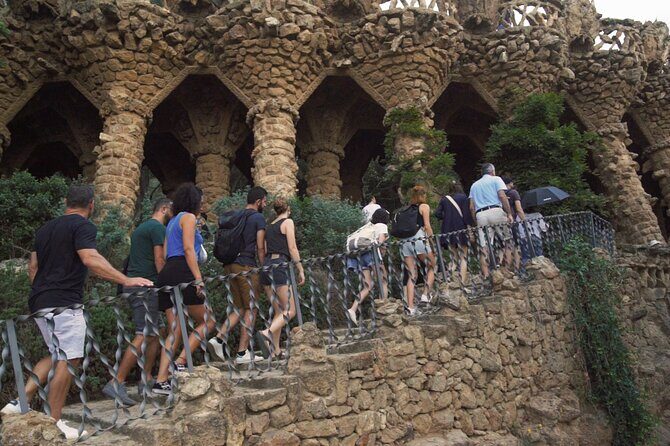 Barcelona: Park Güell Guided Tour & Tickets with Fast-Track Entry - When to Book: Timing, Crowds, and Real-World Strategy