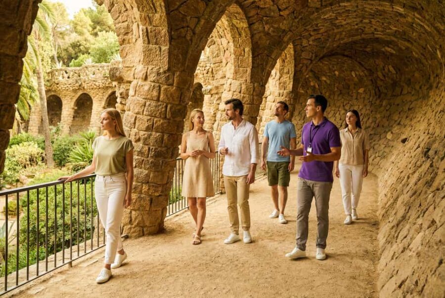 Barcelona: Park Güell Guided Tour with Fast-Track Ticket - Should You Book This Tour?