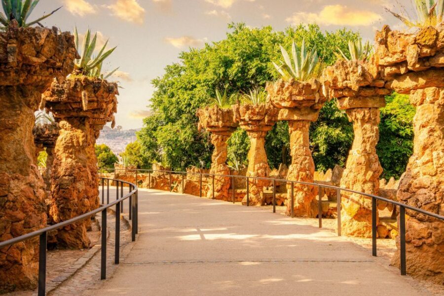 Barcelona: Park Güell Guided Tour with Fast-Track Ticket - Price, Pace, and How Much Walking You’re Signing Up For
