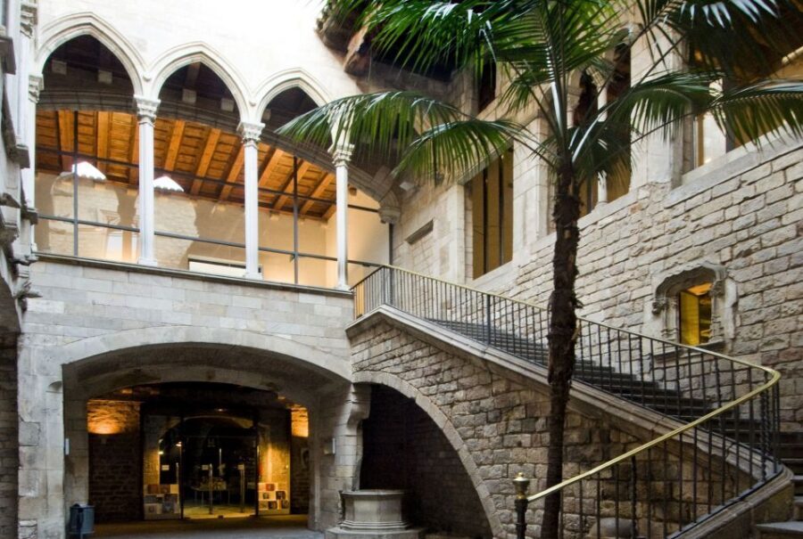 Barcelona: Picasso Museum Guided Tour - Guide style and pacing: what can make or break the visit