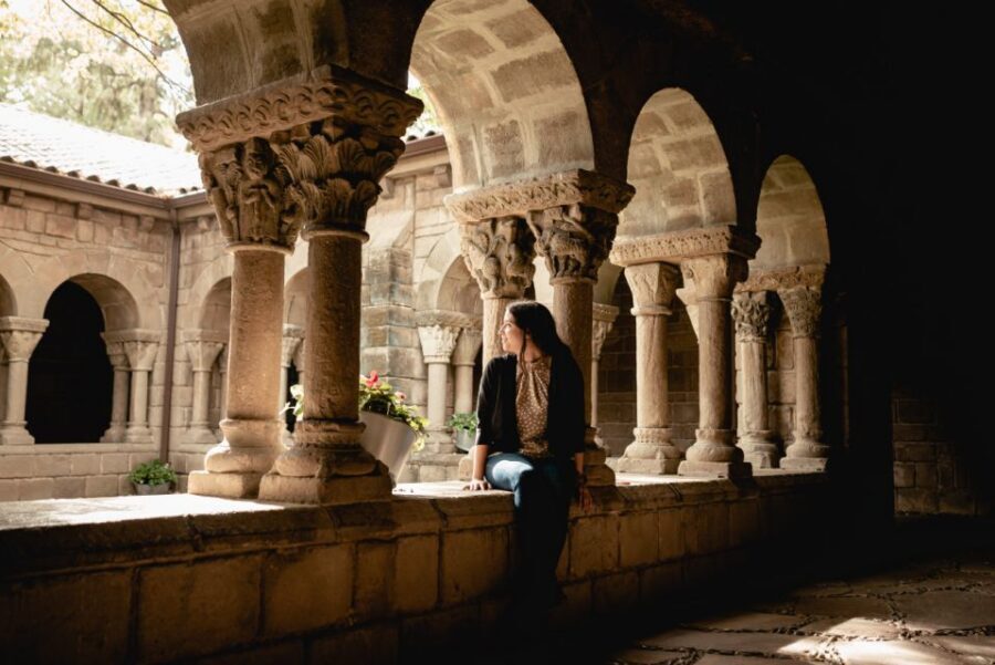 Barcelona: Poble Espanyol Entry Ticket - Fran Daurel Museum inside the village: contemporary art with major names