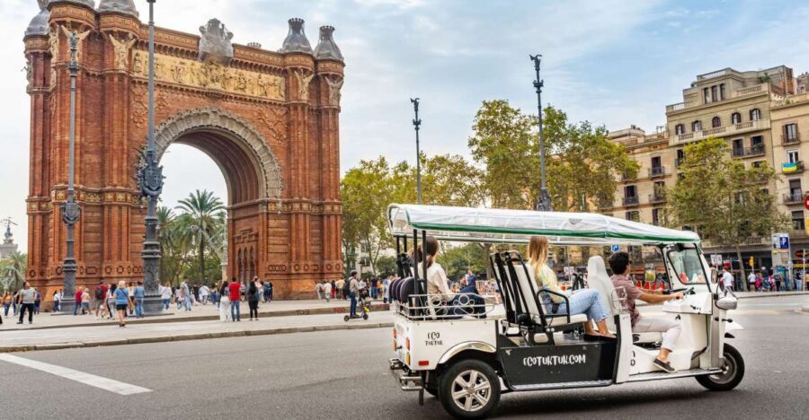 Barcelona: Private City Tour by Eco Tuk Tuk - Eco Tuk Tuk in Barcelona: why this beats the big-bus first day